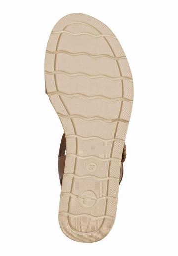 Босоножки на танкетке