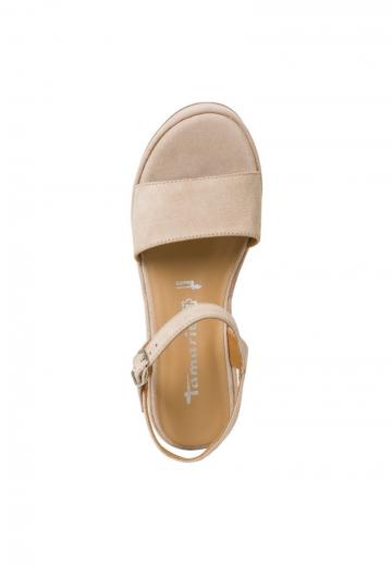 Босоножки на танкетке