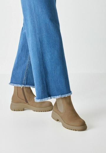 Полусапожки на платформе