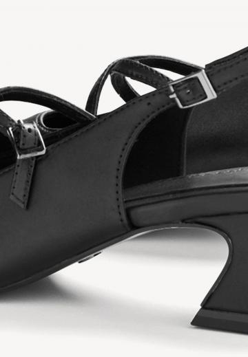 Туфли с ремешком