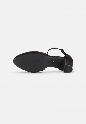 Туфли с ремешком