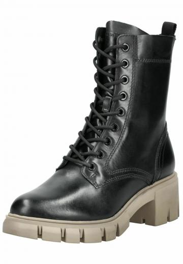 Ботинки на шнуровке
