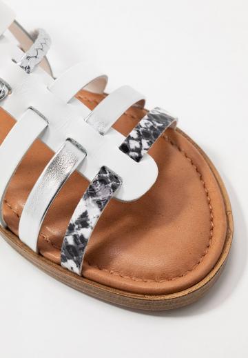 Гандбольные кроссовки