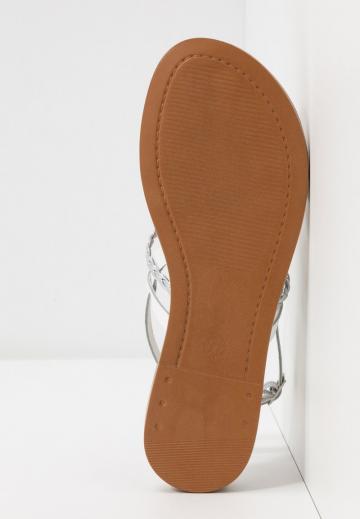 Гандбольные кроссовки