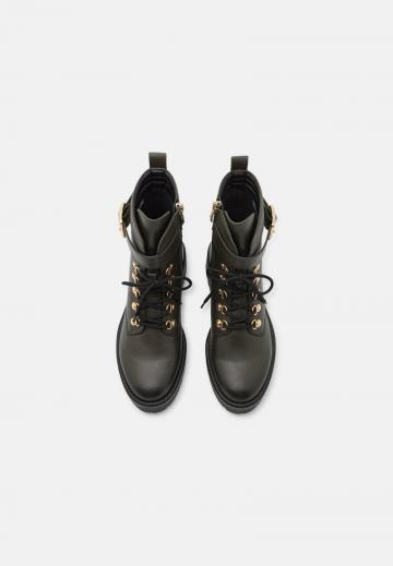 Полусапожки на платформе