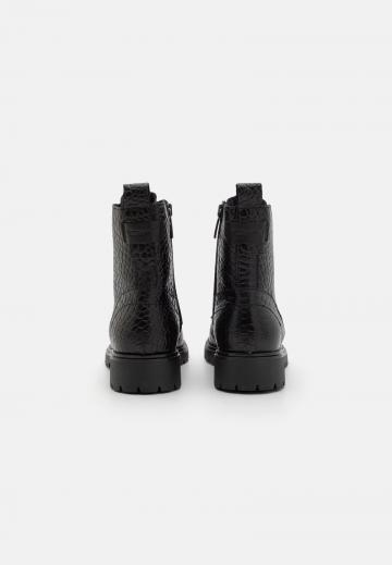 Полусапожки на платформе