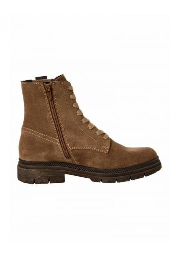 Ботинки на шнуровке