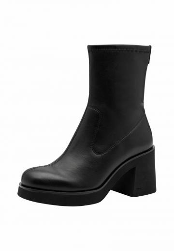 Полусапожки на высоком каблуке