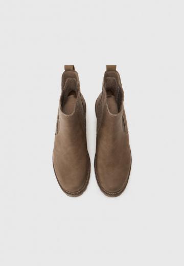 Ботинки челси