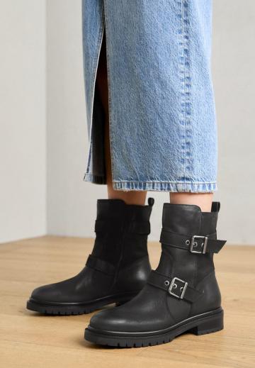 Ковбойские сапожки