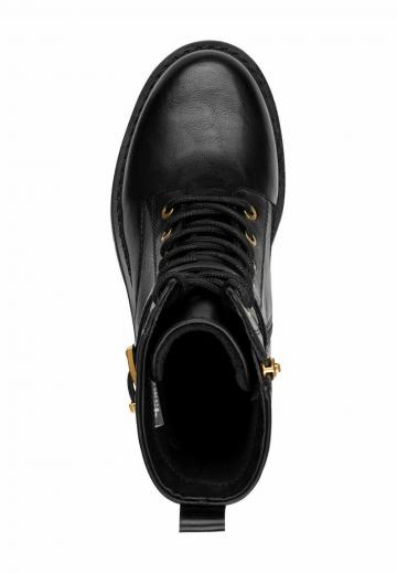 Ботинки на шнуровке