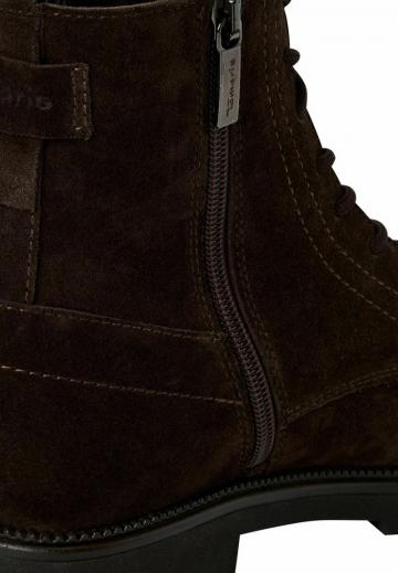 Ботинки на шнуровке