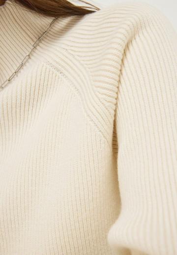 Длинный пуловер