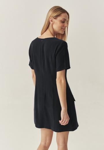 Короткое платье