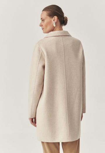 Короткое пальто