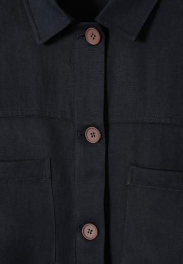 Куртка с накладнымит карманами