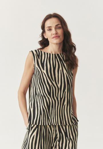 Блузка без рукавов