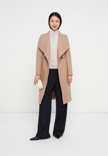 Шерстяное пальто