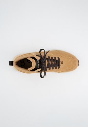 Походные ботинки