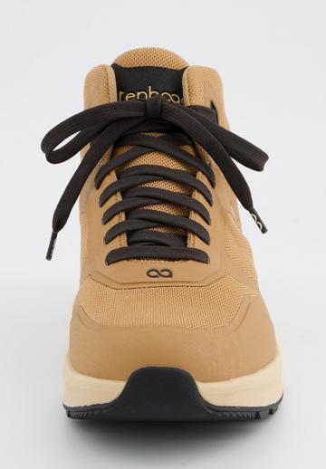 Походные ботинки