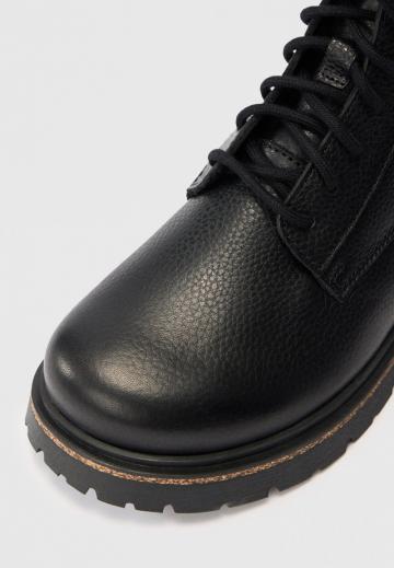 Ботинки на шнуровке