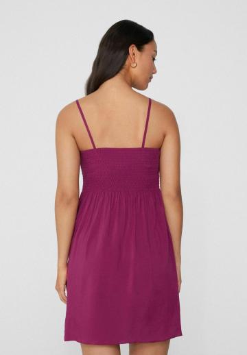 Короткое платье