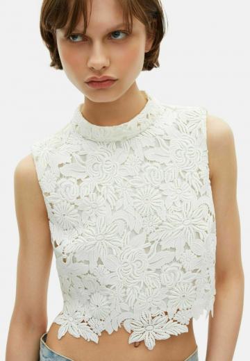 Кружевная блузка