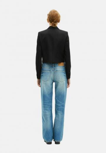 Короткий блейзер