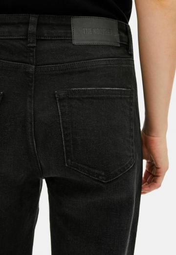 Джинсы бойфренда