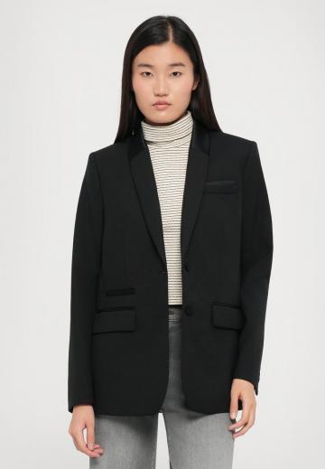 Длинный блейзер