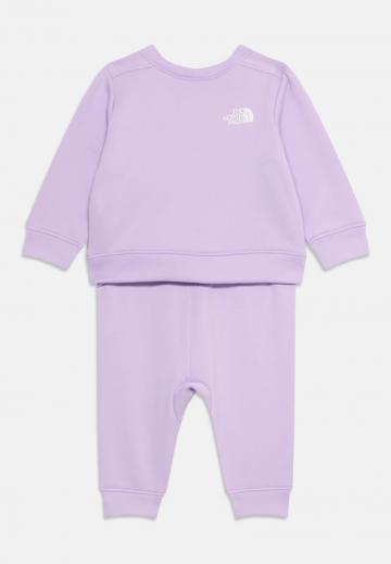 Набор одежды