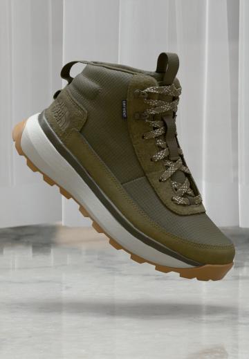 Походные ботинки