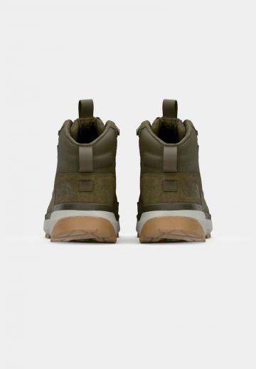 Походные ботинки