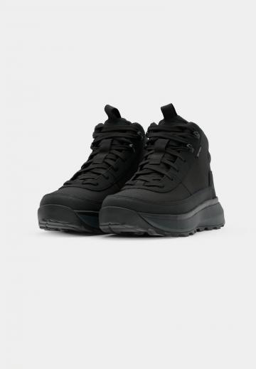 Зимние ботинки