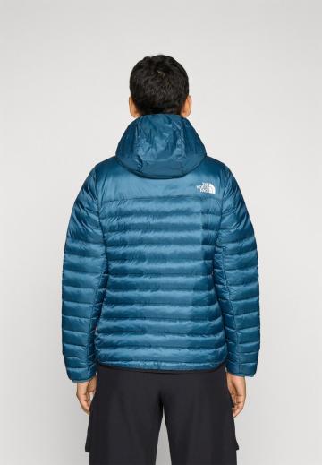 Спортивная куртка