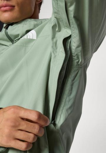 Сноубордическая куртка