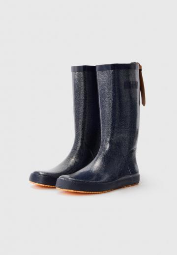 Резиновые сапоги