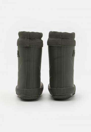 Резиновые сапоги