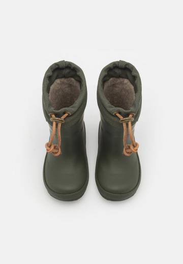 Резиновые сапоги