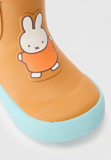 Резиновые сапоги