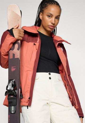 Спортивная куртка