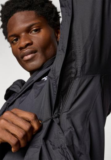 Сноубордическая куртка