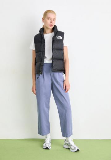 Пуховой жилет