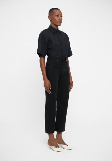 Прямые джинсы