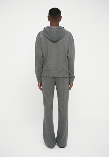 Пуловер с капюшоном