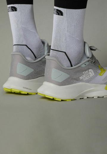 Беговые кроссовки