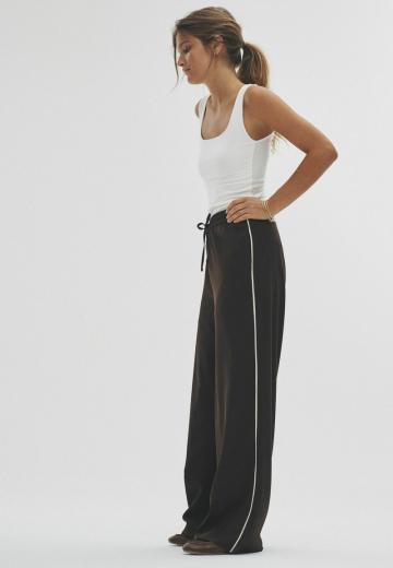 Спортивные штаны