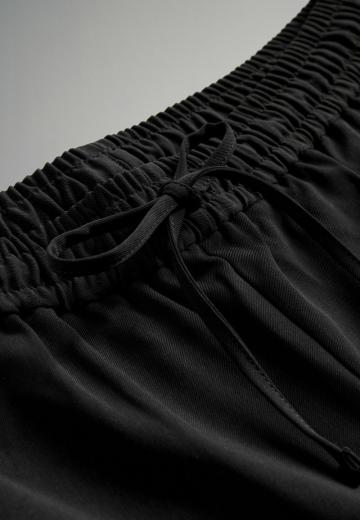 Спортивные штаны