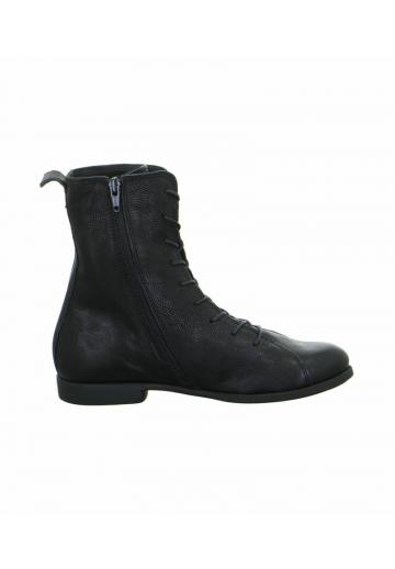 Ботинки на шнуровке