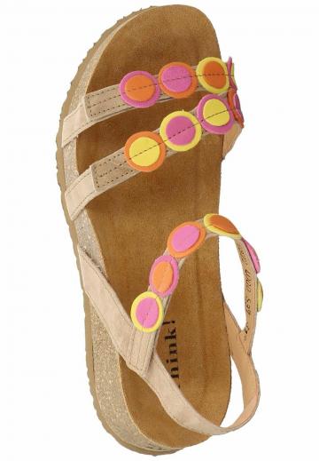 Босоножки на танкетке